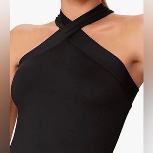 NEWT Floerns Women Black Crop Top